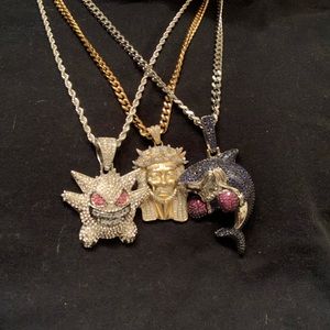 Iced out pendant with cz stones